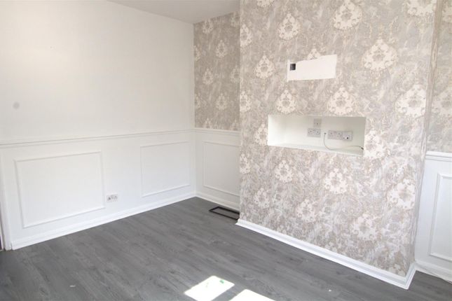 5, Cranfield Avenue, Middlesbrough photo 4