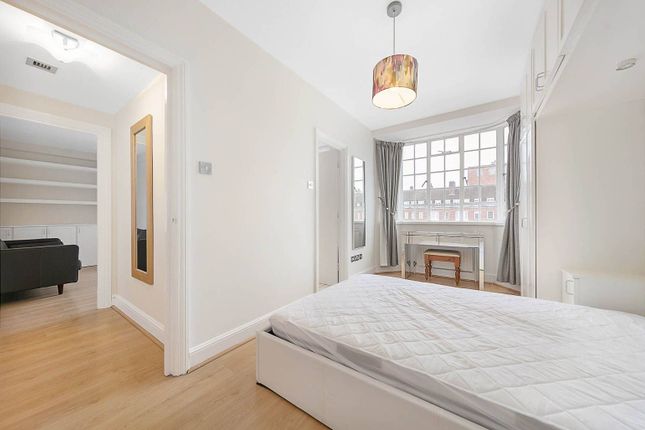 Flat to rent in Sloane Avenue, Chelsea, London