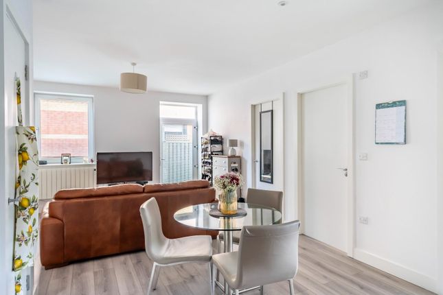 Apartment 2, Block D, Aviator Court, York photo 3