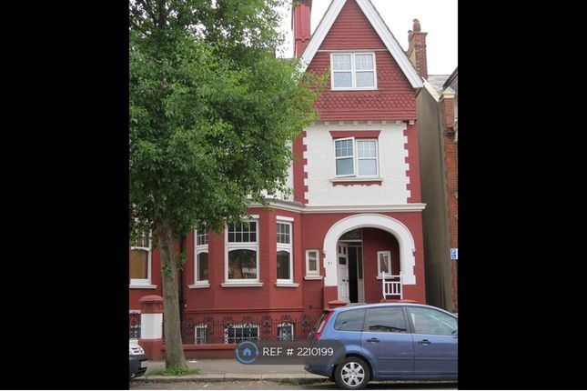 Room to rent in Sackville Road, Hove