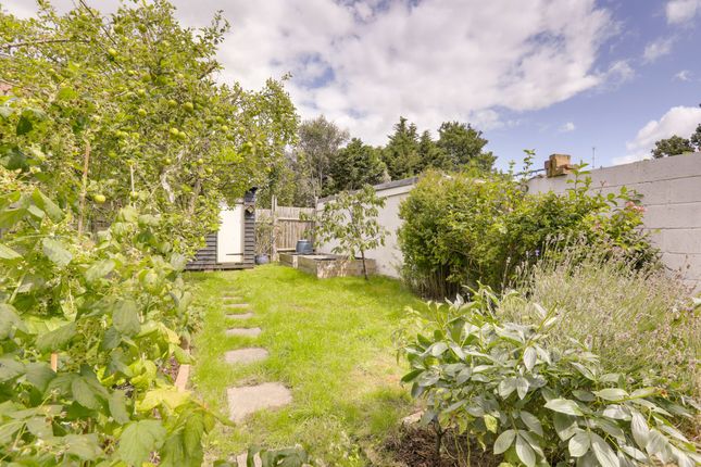 43, Engleheart Road, Catford photo 4