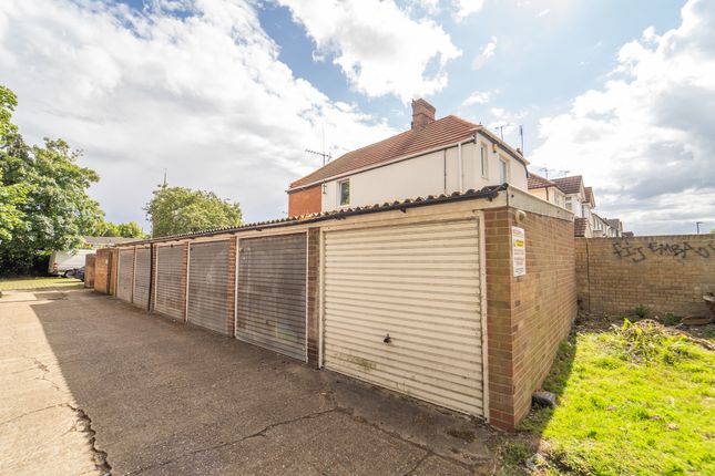 15 The Gables, 290, Heston Road, Hounslow photo 3