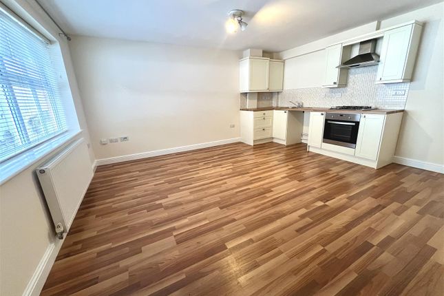 Flat for sale in Manchester Road, Thurlstone, Sheffield