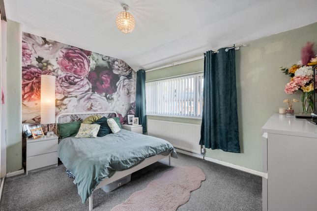 84 Windermere Avenue, Warrington photo 3