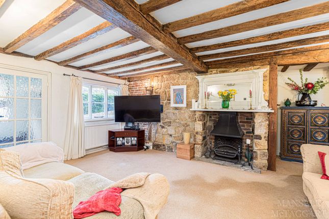 3 The Cottages High Street, Uckfield photo 2