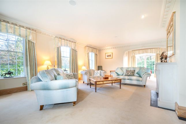 Woodside House,, Hatton Hill, Surrey photo 3