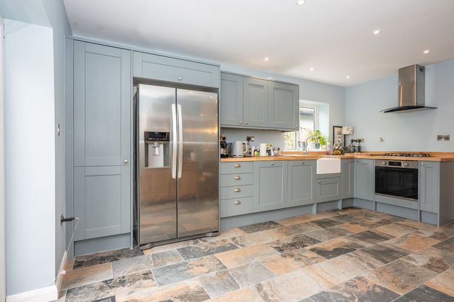 33 Pauls Lane, Cromer photo 4