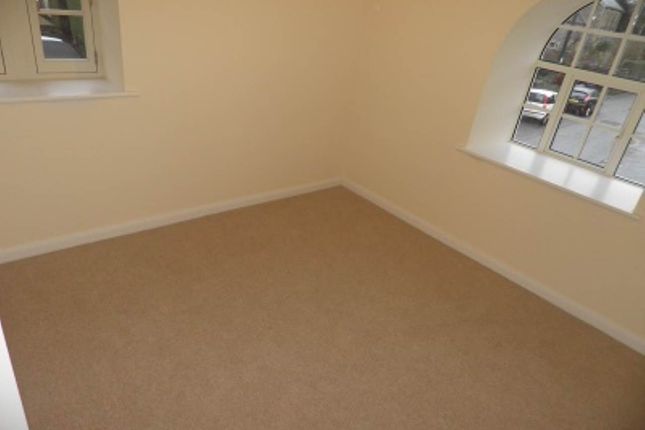 Flat to rent in Old Brewery Place, High Street, Oakhill, Nr Radstock