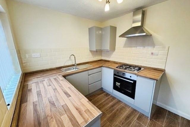 5, Cosgrove Close, Liverpool photo 2