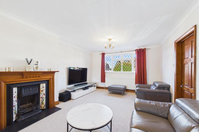 20, Carew Close, Coulsdon photo 4