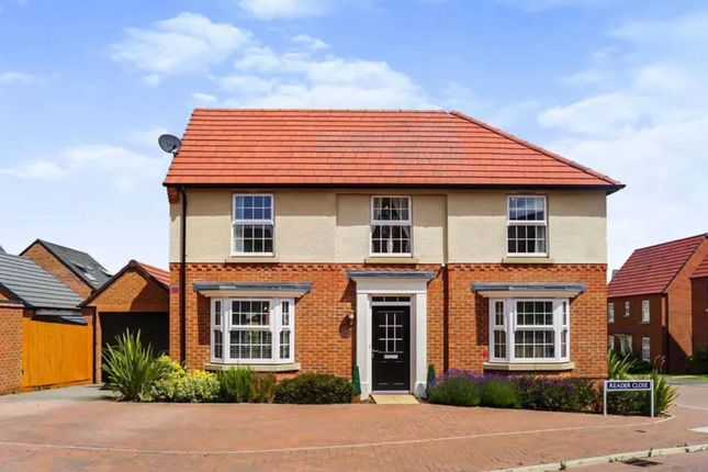 Thumbnail Detached house for sale in Reader Close, Warwick