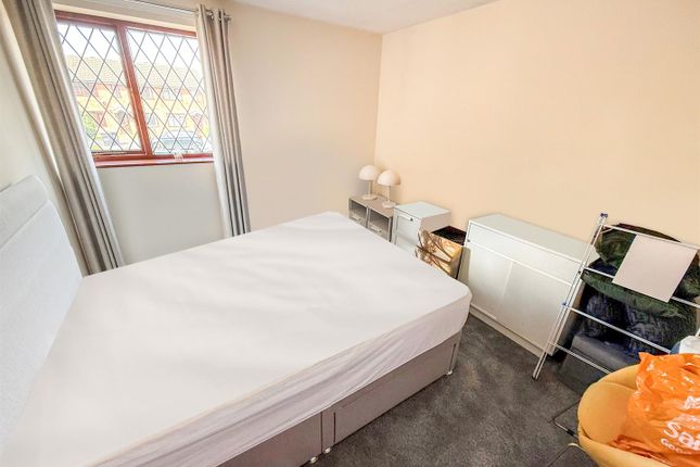 26, Llys Close, Oswestry photo 5