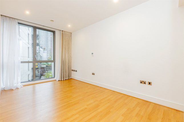 Winchester Road, Swiss Cottage photo 4
