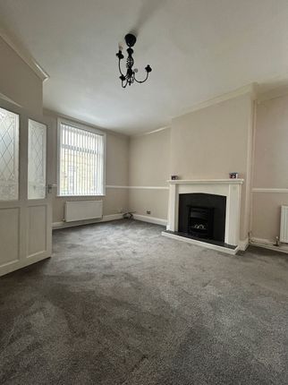 4 William Street, Dewsbury photo 2