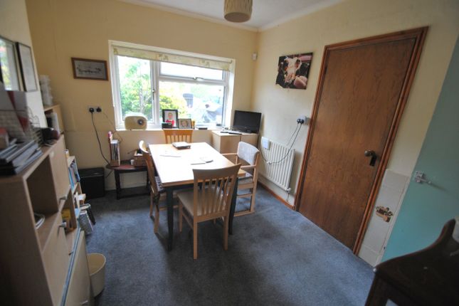 85, Byron Road, Cheltenham photo 4