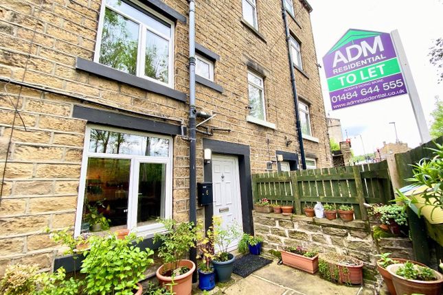 Terraced house to rent in Bargate, Linthwaite, Huddersfield