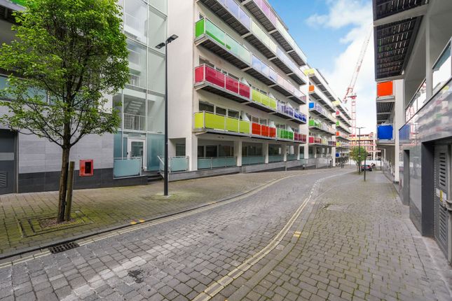 Flat for sale in Concord Street, Leeds