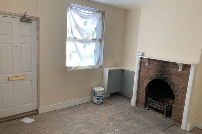 4, Sandsfield Lane, Gainsborough photo 2