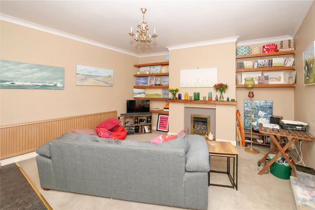 12, Granville Place, West Yorkshire photo 4