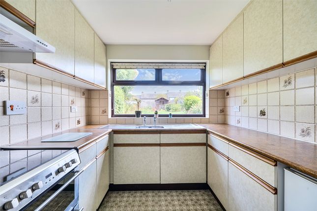 12 Ardwyn, Wellington Somerset, Somerset photo 2