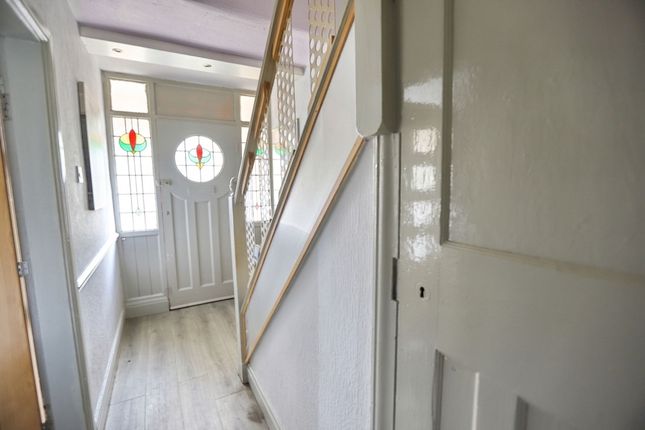 48 Ruskin Road, Manchester photo 2