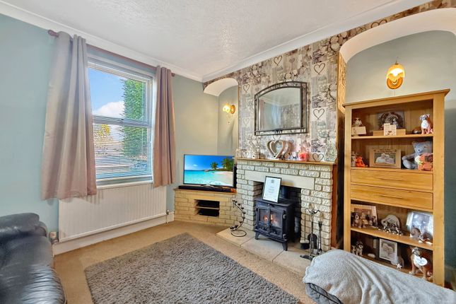 11, Canal Road, Trowbridge photo 3
