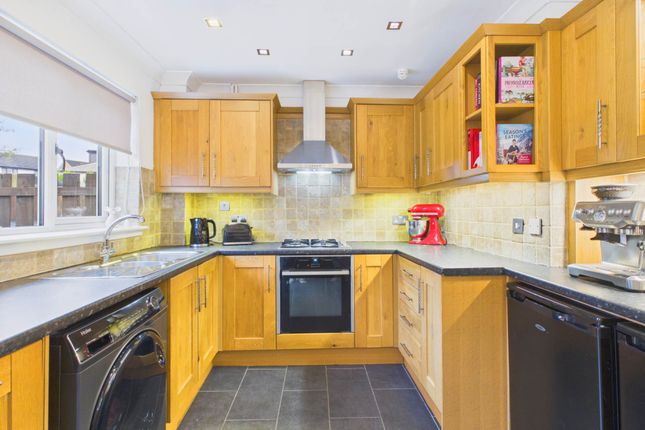Glen Shee Crescent, Airdrie photo 3