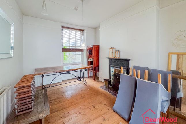 18, Albert Street, Douglas photo 4