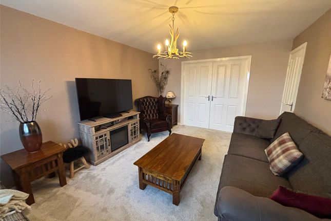 13, Yeoman Avenue, Pembrokeshire photo 2