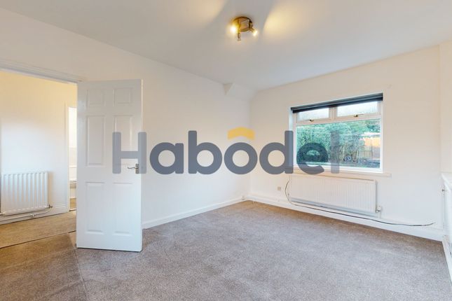 2 Athol Gardens, Carr Hill, Gateshead photo 3