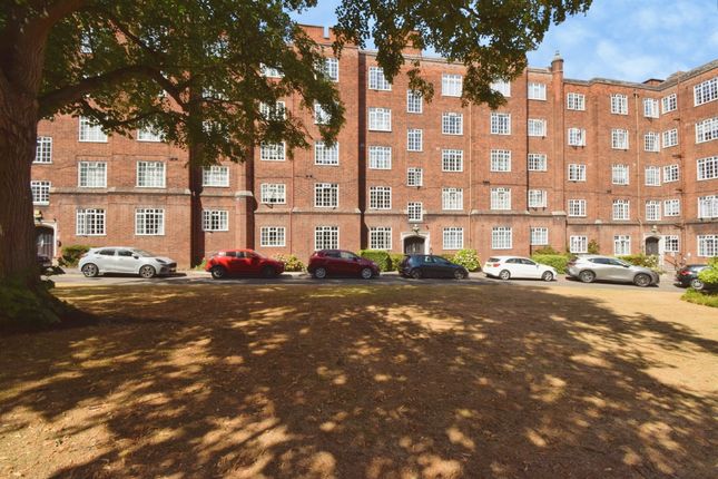 21, Stoneygate Court, Leicester photo 2