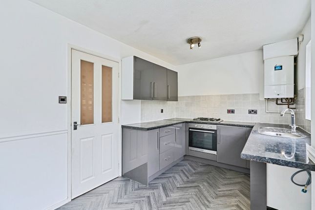 27, Sorrel Drive, West Midlands photo 3