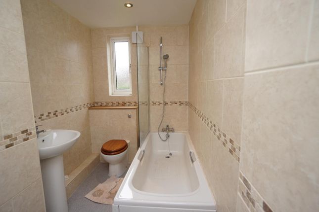 7, Carlby Road, Sheffield photo 2