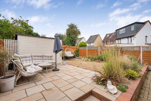 15 Cowdray Close, Milton Keynes photo 4
