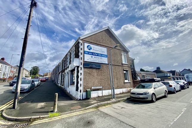 Ravenhill Road, Fforestfach, Swansea photo 5