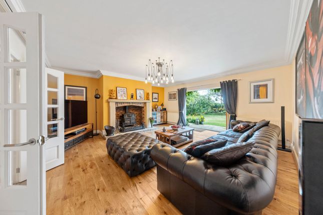 104 Ashton Road, Newton-Le-Willows photo 2