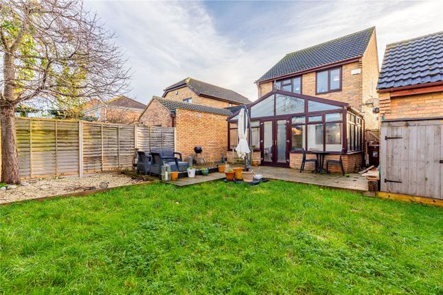 Detached house for sale in Goldcrest Way, Bicester, Oxfordshire
