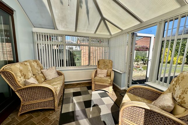 53, Wickett Hern Road, Doncaster photo 4