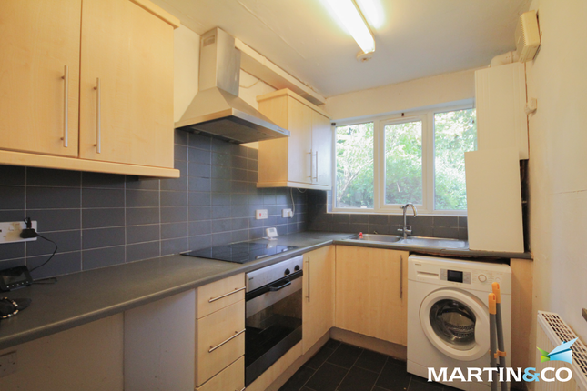 Court Oak Road, Birmingham photo 3