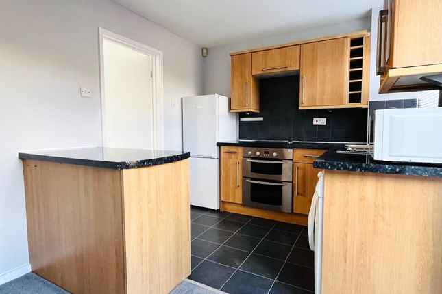 42, Kempton Grove, Gloucestershire photo 2