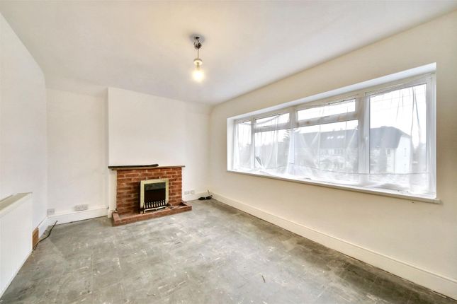 50, London Road, Shenley photo 3