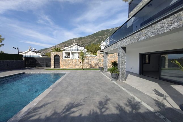 Detached house for sale in Ölüdeniz, Fethiye, Muğla, Türkiye