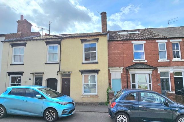 Terraced house for sale in Stourbridge, Off Worcester Street, Hill Street