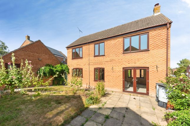 19, Churchfields Road, Sleaford photo 4