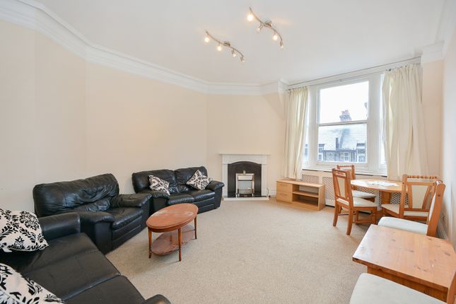 9A, Alexandra Court, London photo 2