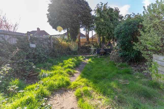 1 Gaer Park Lane, Newport photo 4