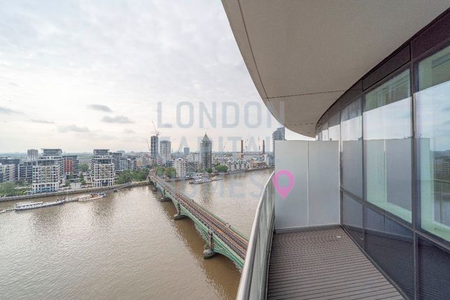 Flat to rent in Lombard Wharf, 12 Lombard Rd, London