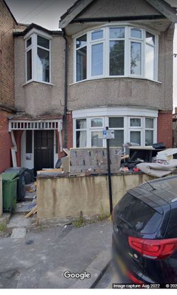 Thumbnail Semi-detached house to rent in Aubrey Road, Walthamstow, London