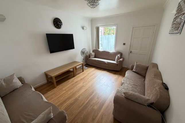 41 Sandbourne Road, Birmingham photo 3
