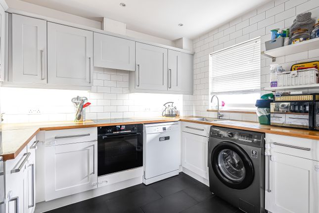 103, Merrifield Court, Welwyn Garden City photo 4